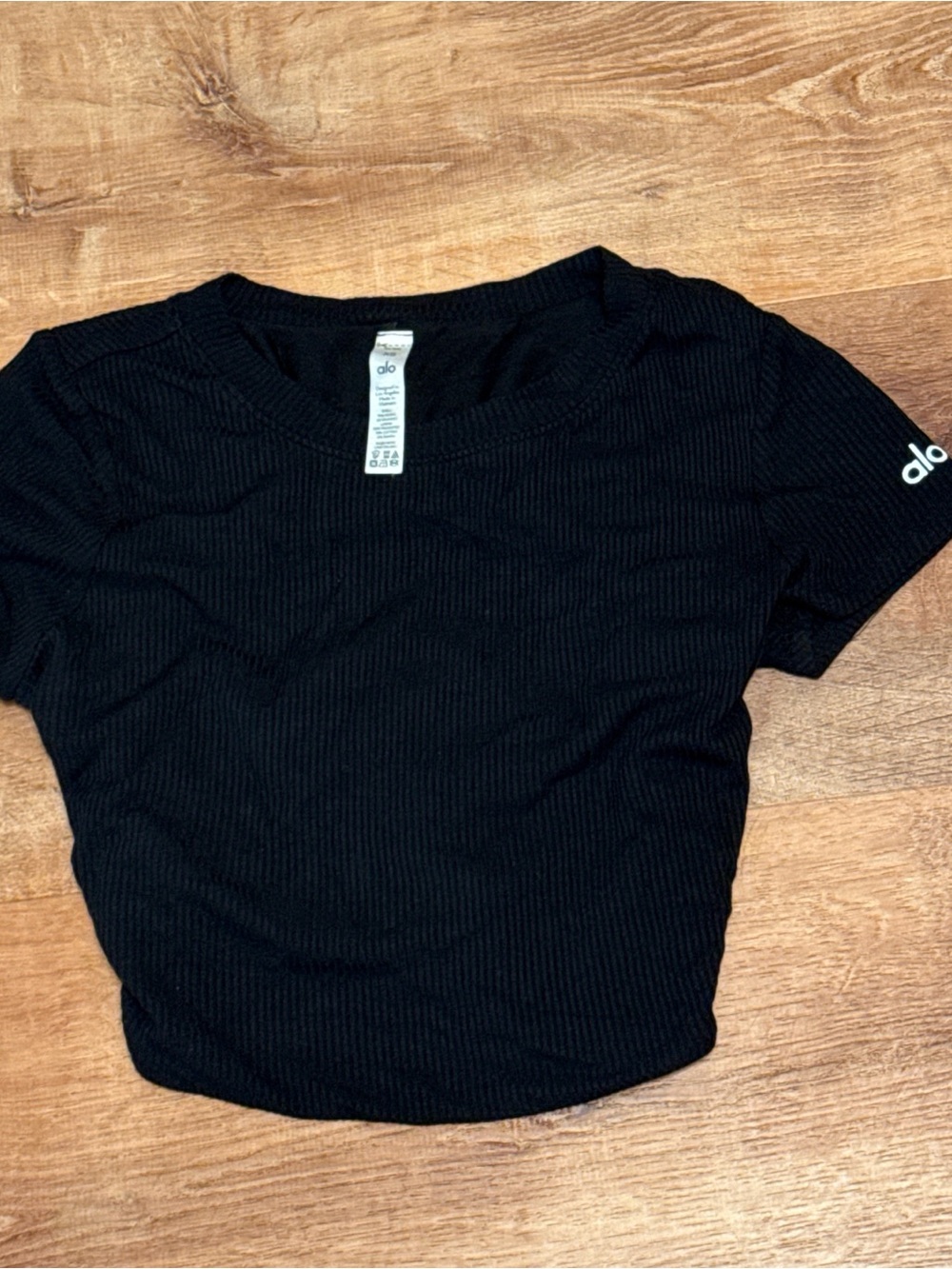 ALO Yoga Black Ribbed Short Sleeve Crop Tee